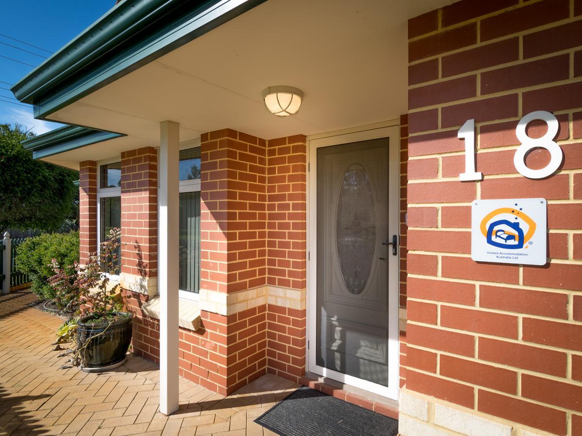 Ascot On Swan Bed & Breakfast Perth Exterior foto